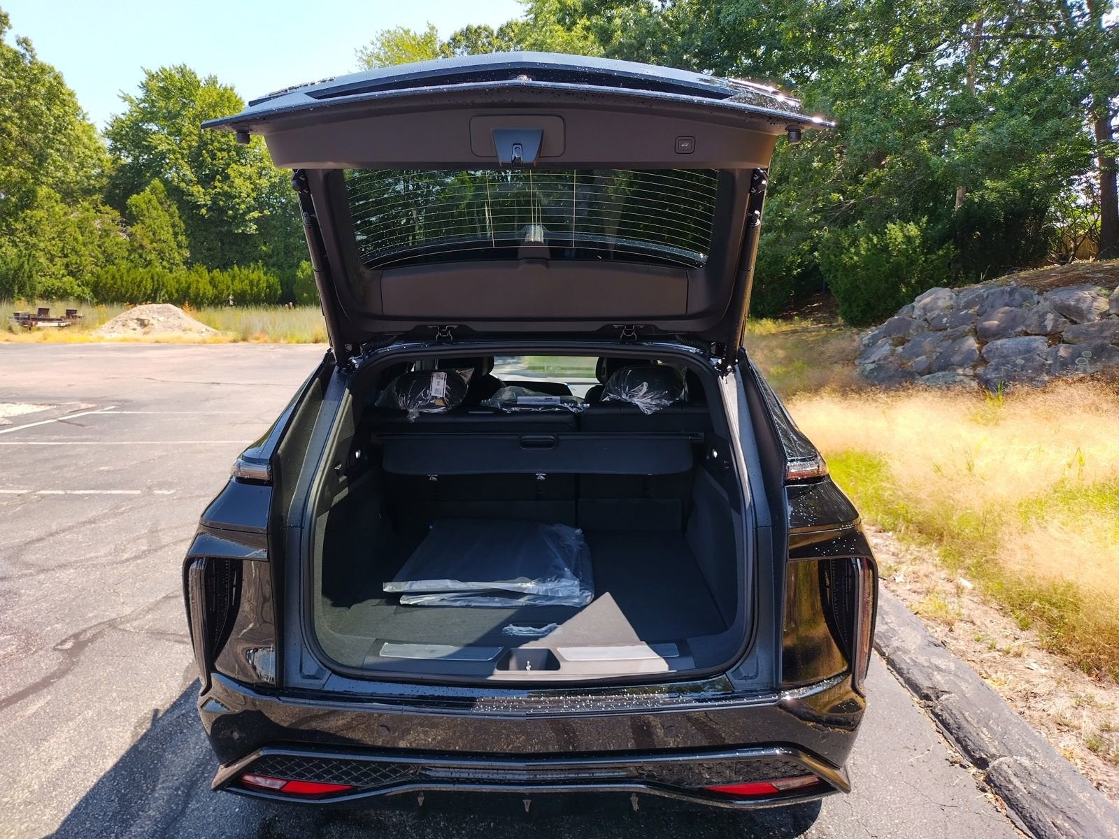 2026 Cadillac LYRIQ V-Series