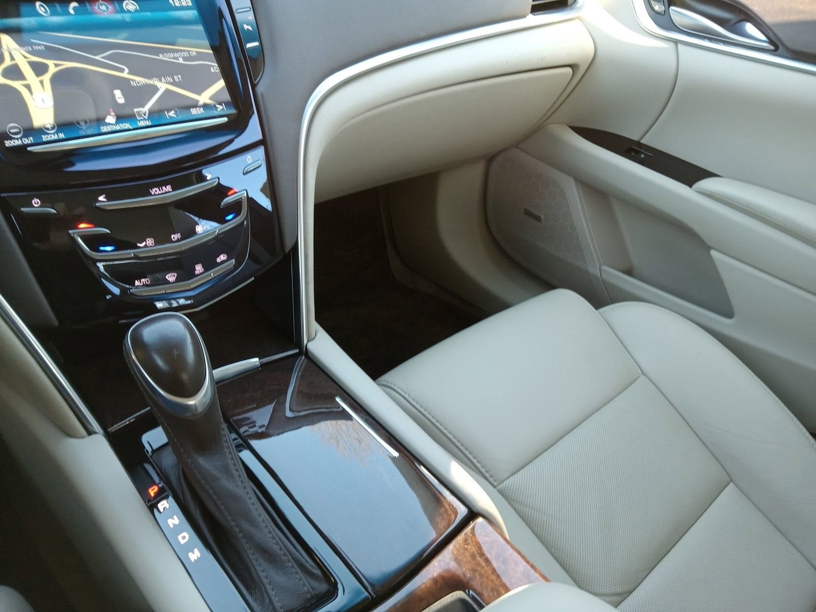 2014 Cadillac XTS Livery Package