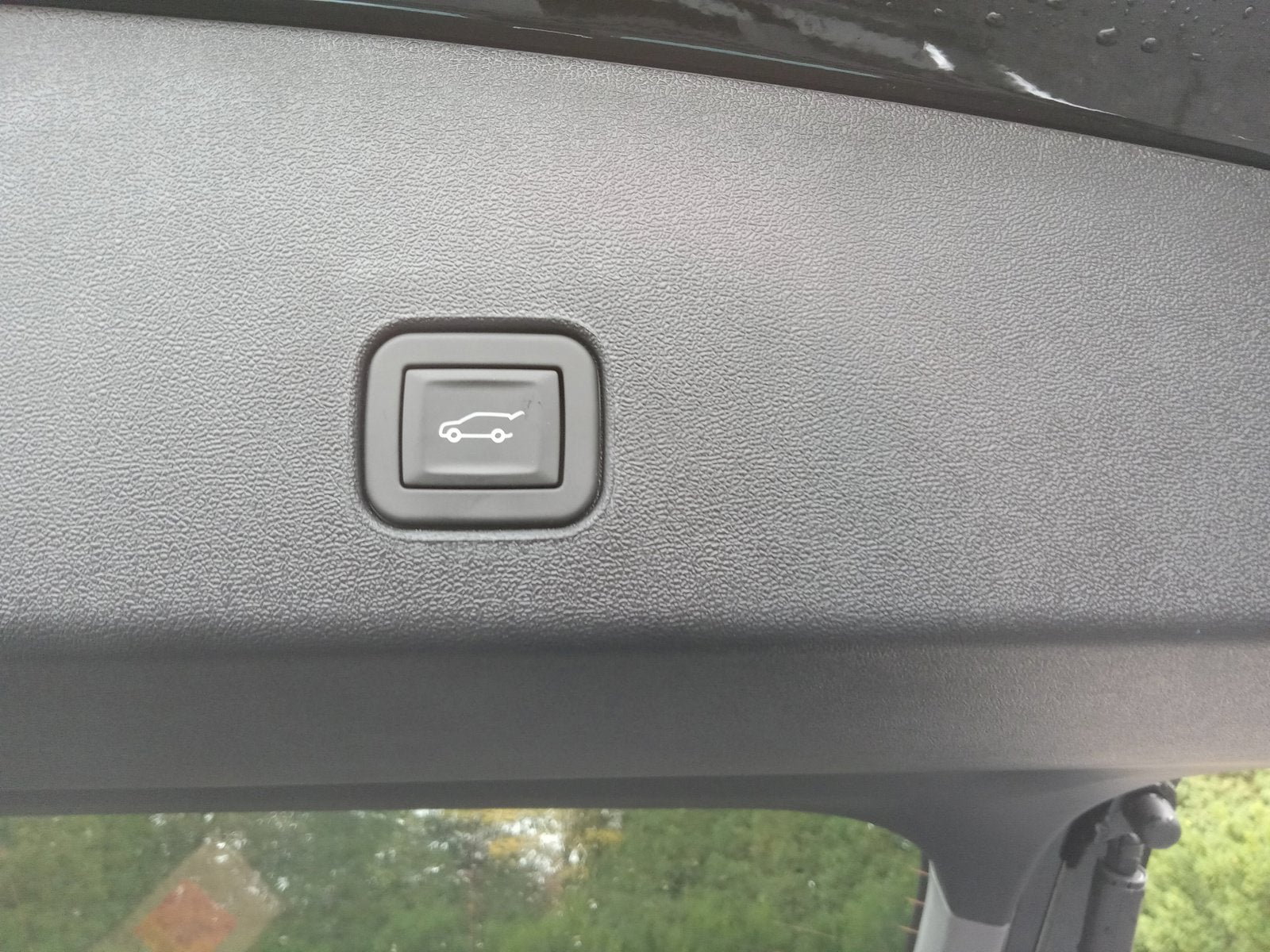 2027 Cadillac OPTIQ Luxury