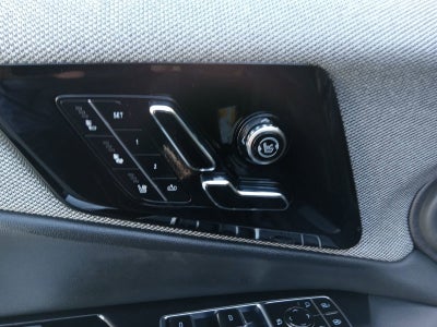 2025 Cadillac OPTIQ Luxury 2