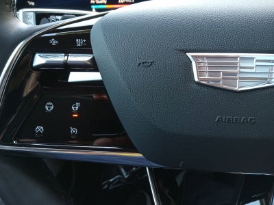 2025 Cadillac OPTIQ Luxury 2