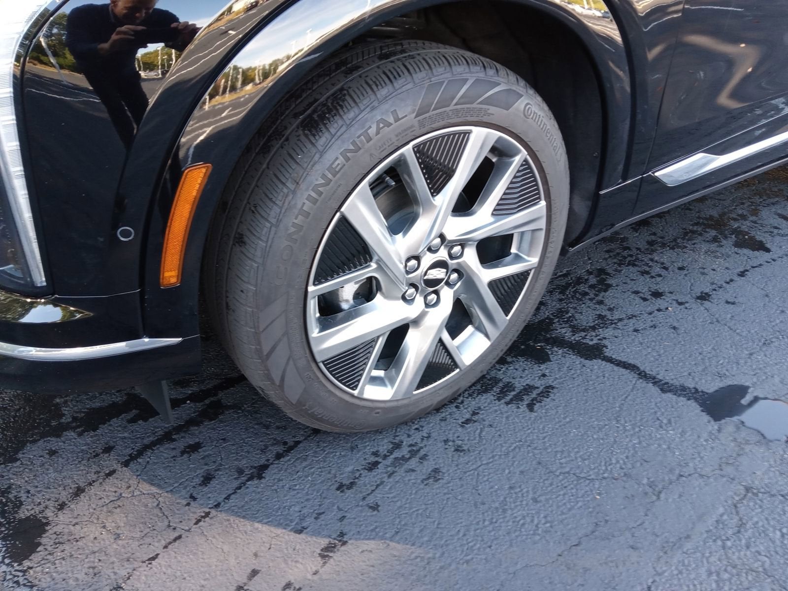 2025 Cadillac OPTIQ Luxury 2