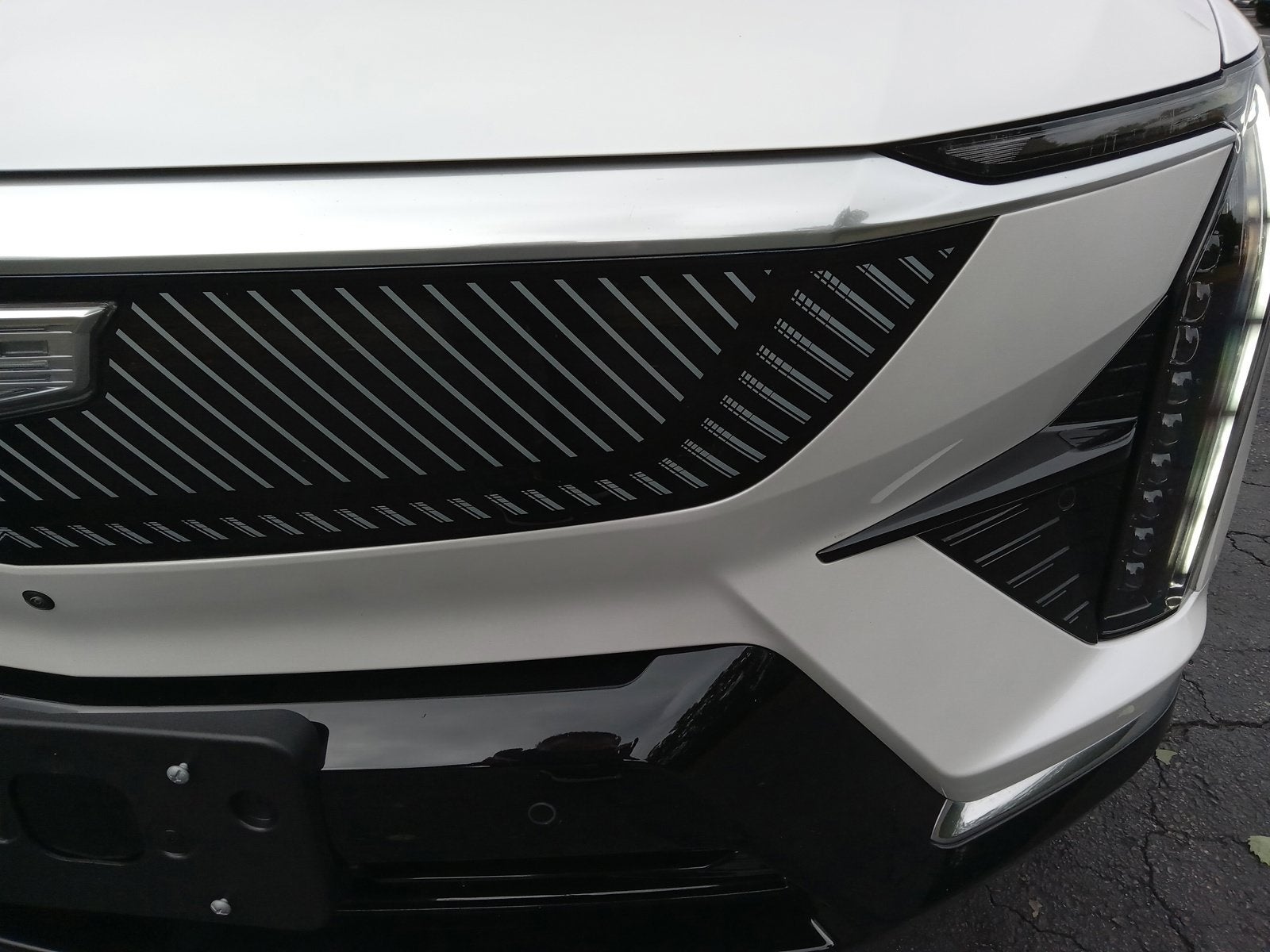 2025 Cadillac OPTIQ Luxury 2