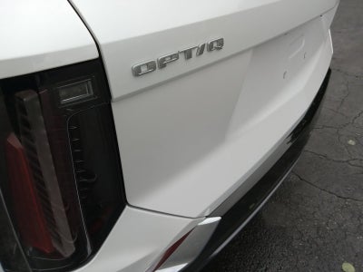 2025 Cadillac OPTIQ Luxury 2