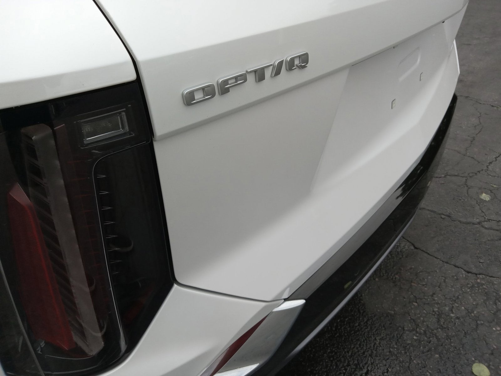 2025 Cadillac OPTIQ Luxury 2