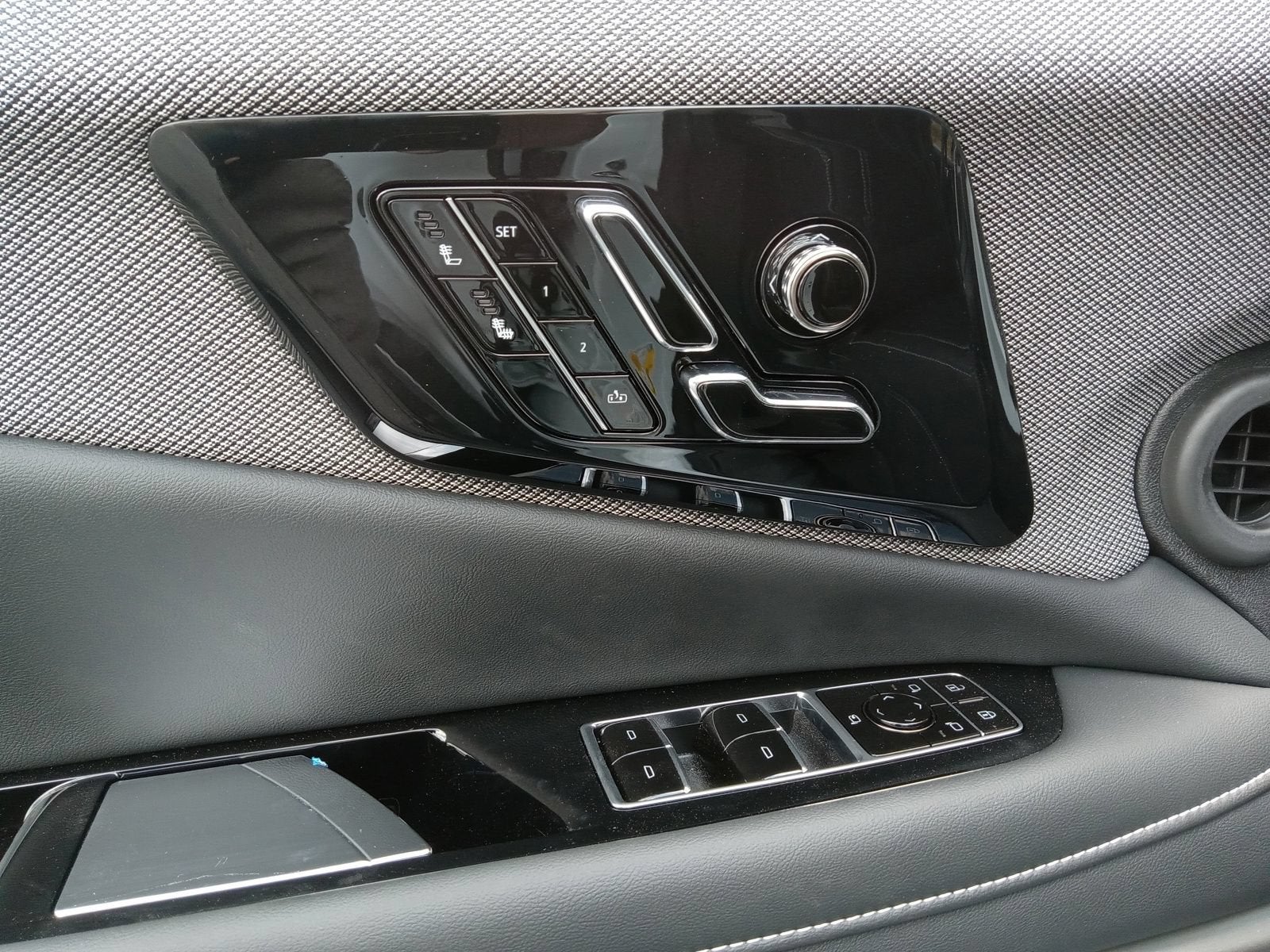 2027 Cadillac OPTIQ Sport
