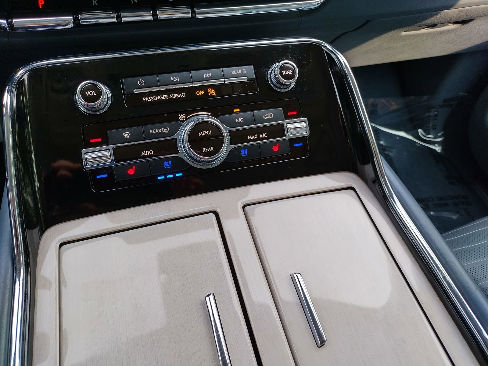 2021 Lincoln Navigator Black Label