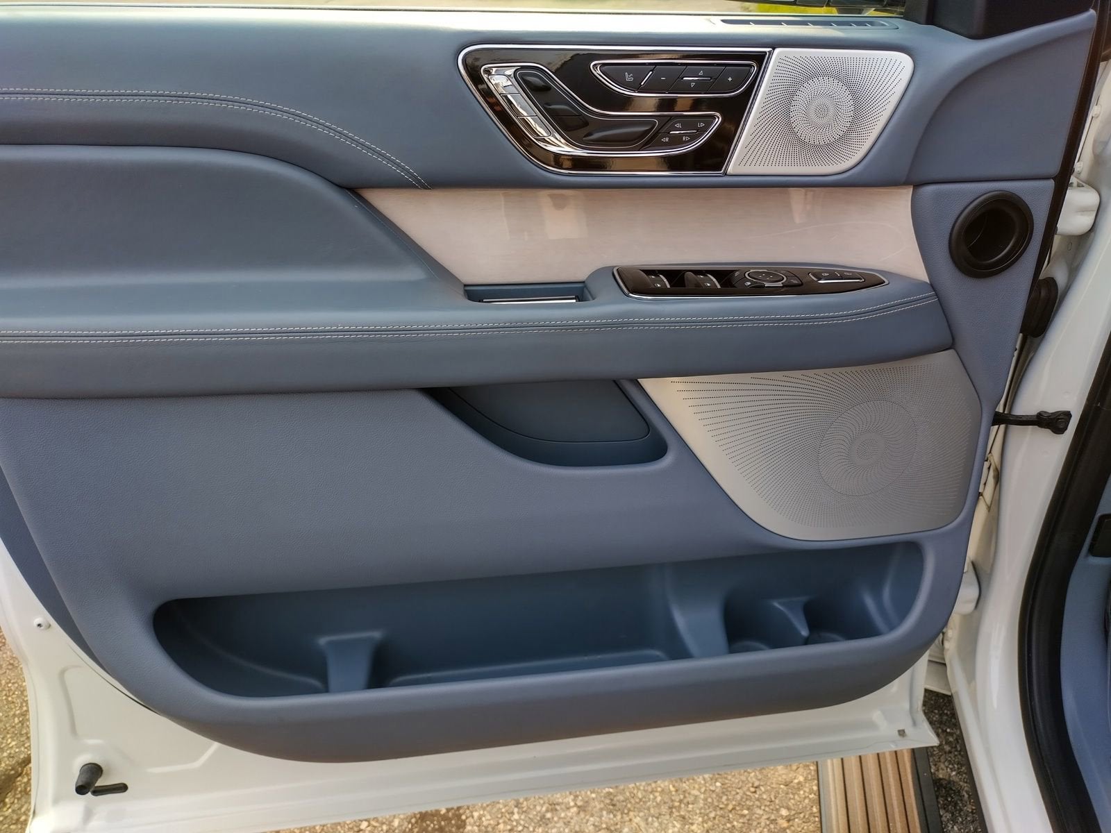 2021 Lincoln Navigator Black Label