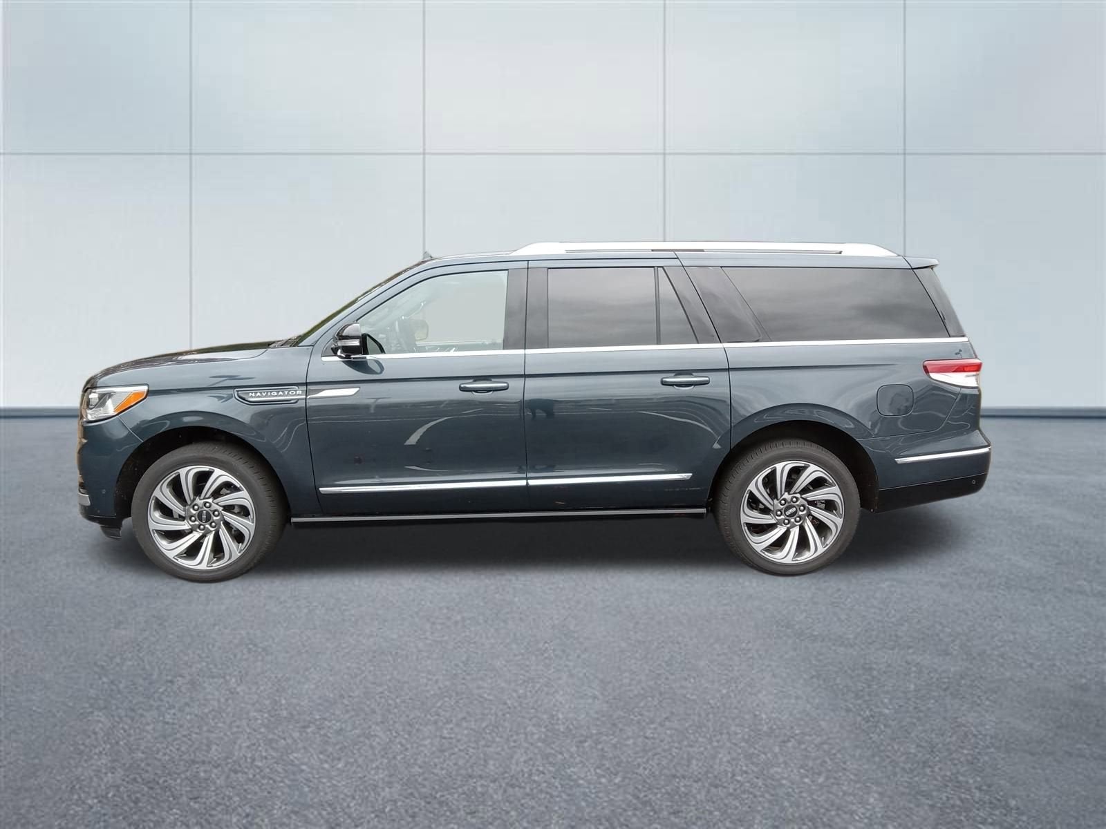 2024 Lincoln Navigator L Reserve