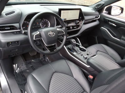 2023 Toyota Highlander XSE