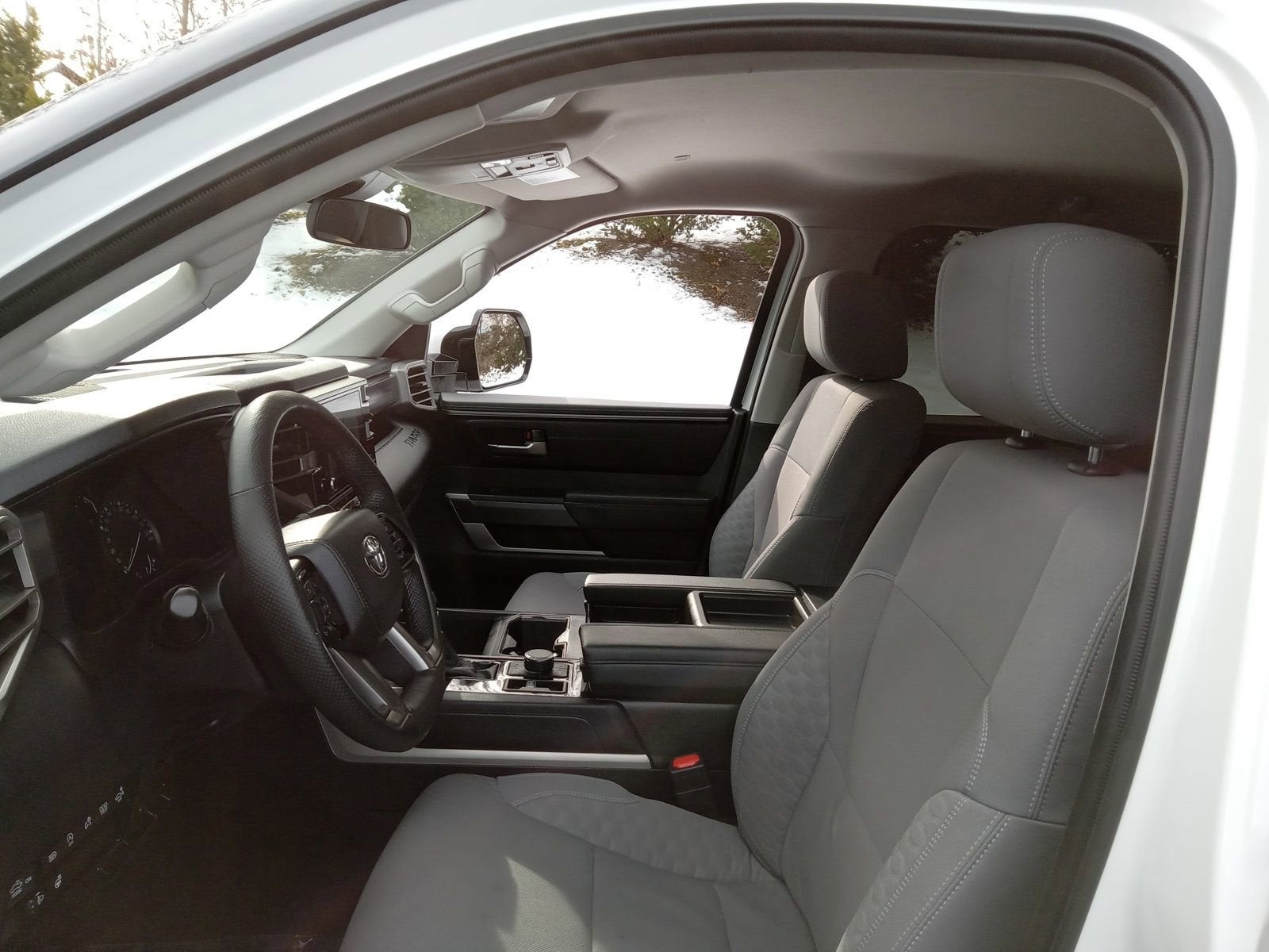 2023 Toyota Tundra 4WD SR5