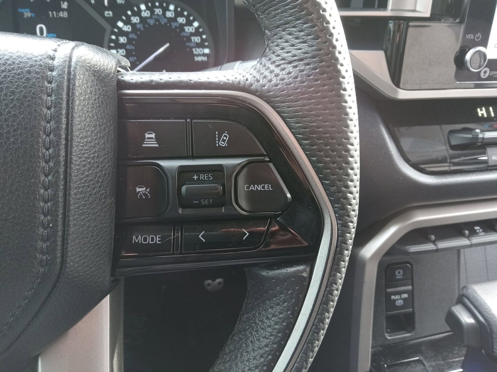 2023 Toyota Tundra 4WD SR5