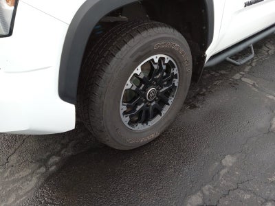 2023 Toyota Tundra 4WD SR5