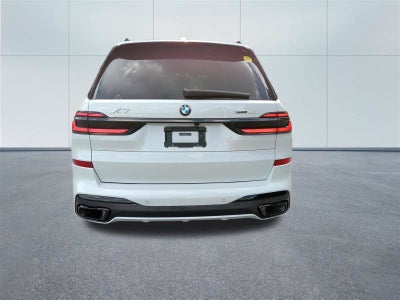 2025 BMW X7 xDrive40i
