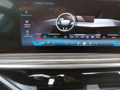 2024 BMW X7 M60i