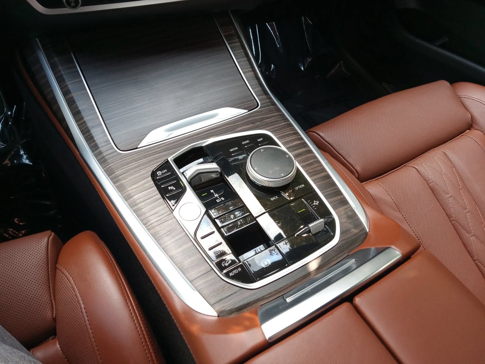 2024 BMW X7 M60i