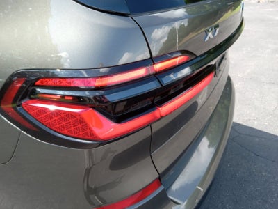 2024 BMW X7 M60i