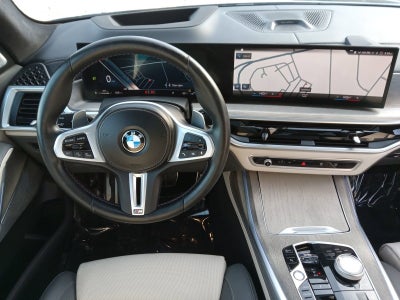 2023 BMW X7 M60i