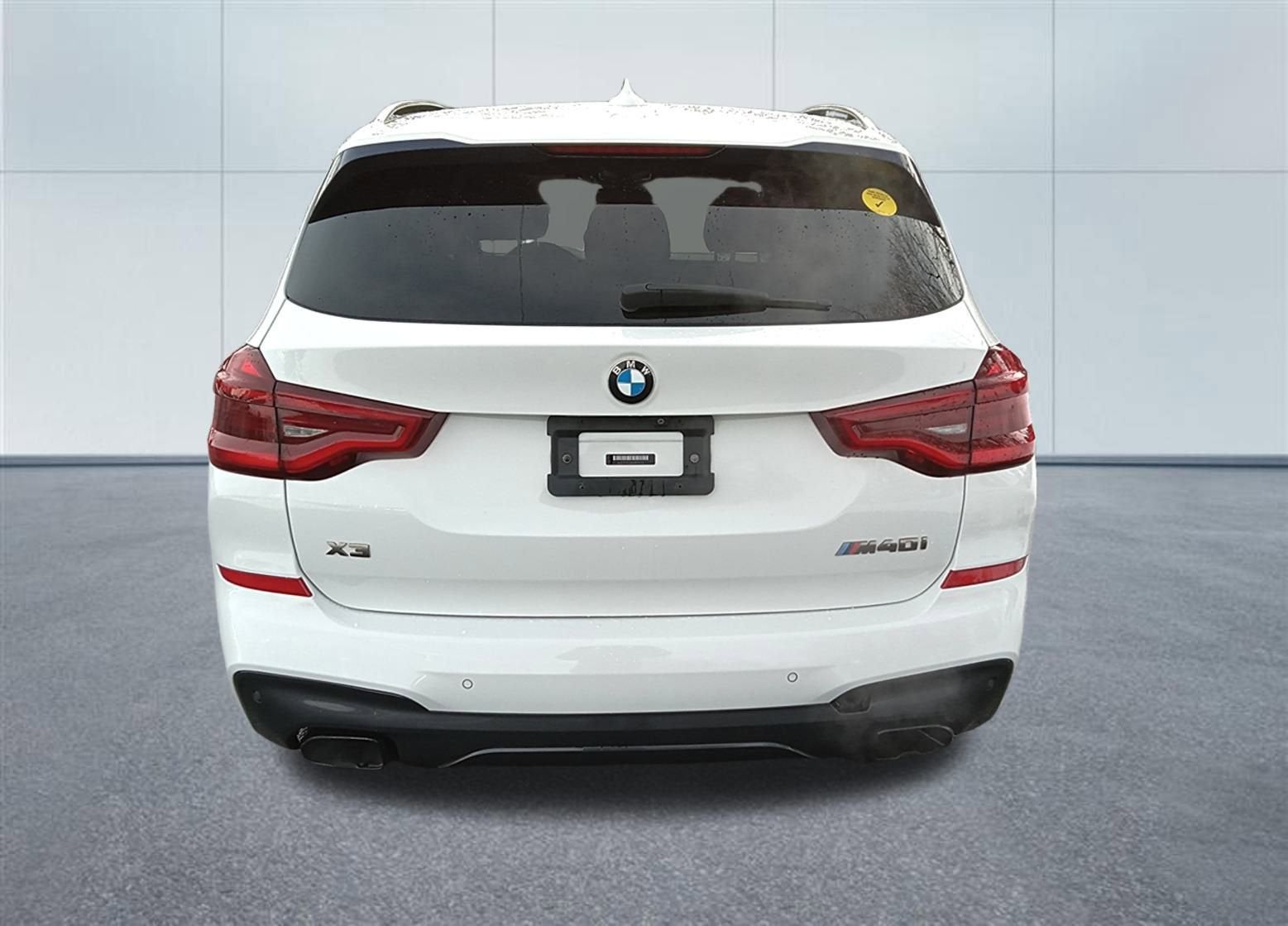 2021 BMW X3 M40i