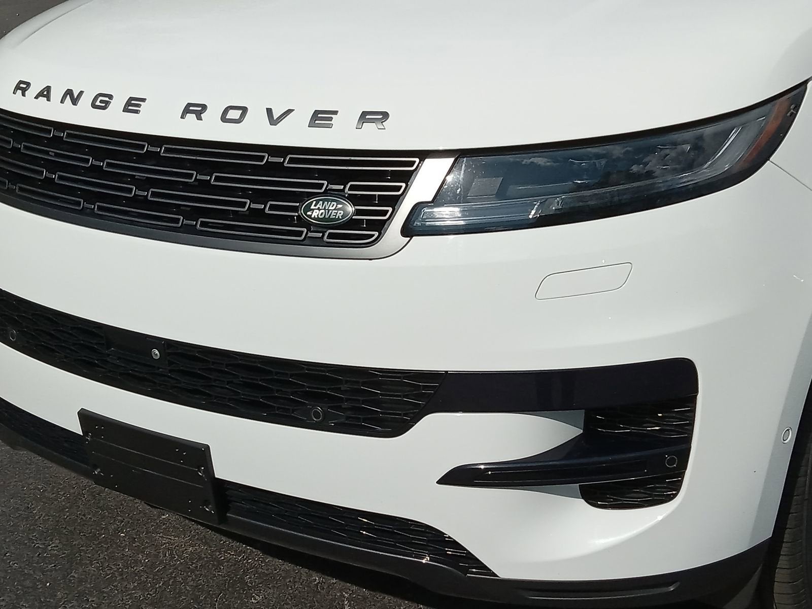 2023 Land Rover Range Rover Sport SE