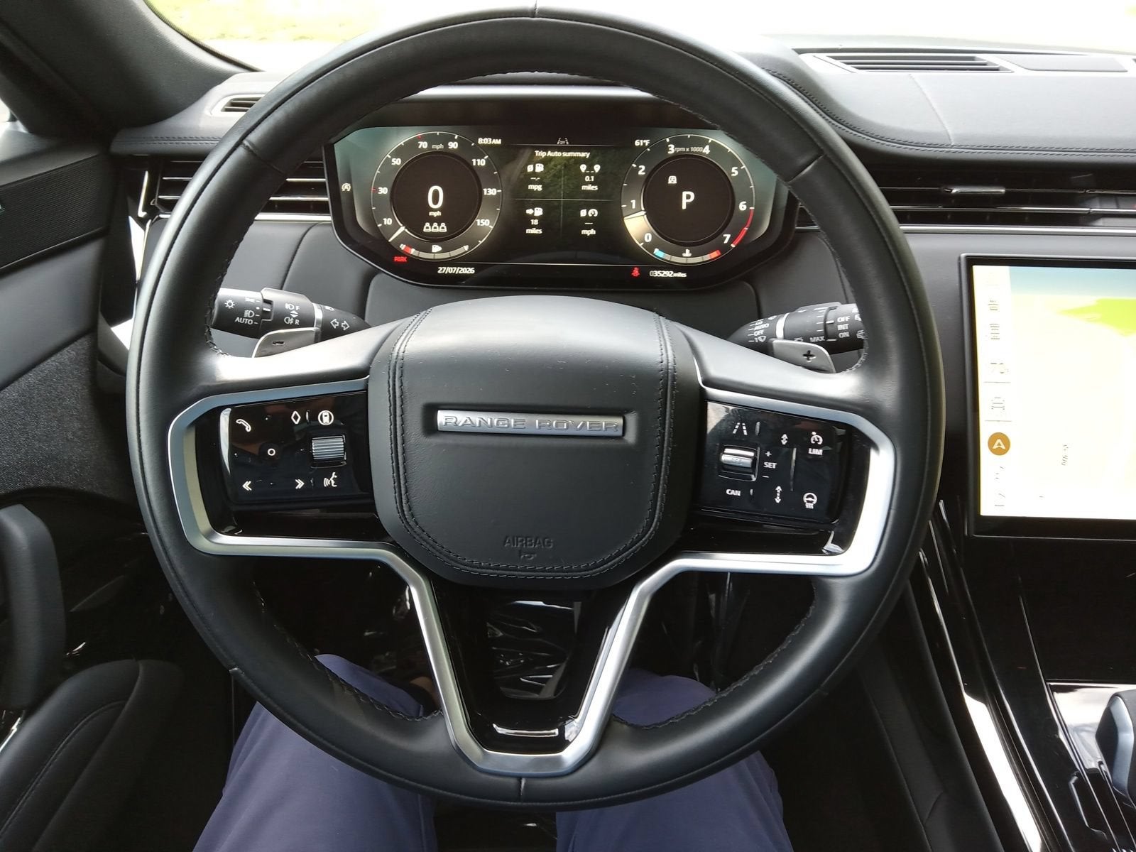 2025 Land Rover Range Rover Sport SE