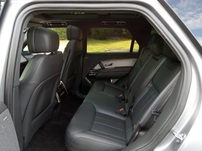 2025 Land Rover Range Rover Sport SE