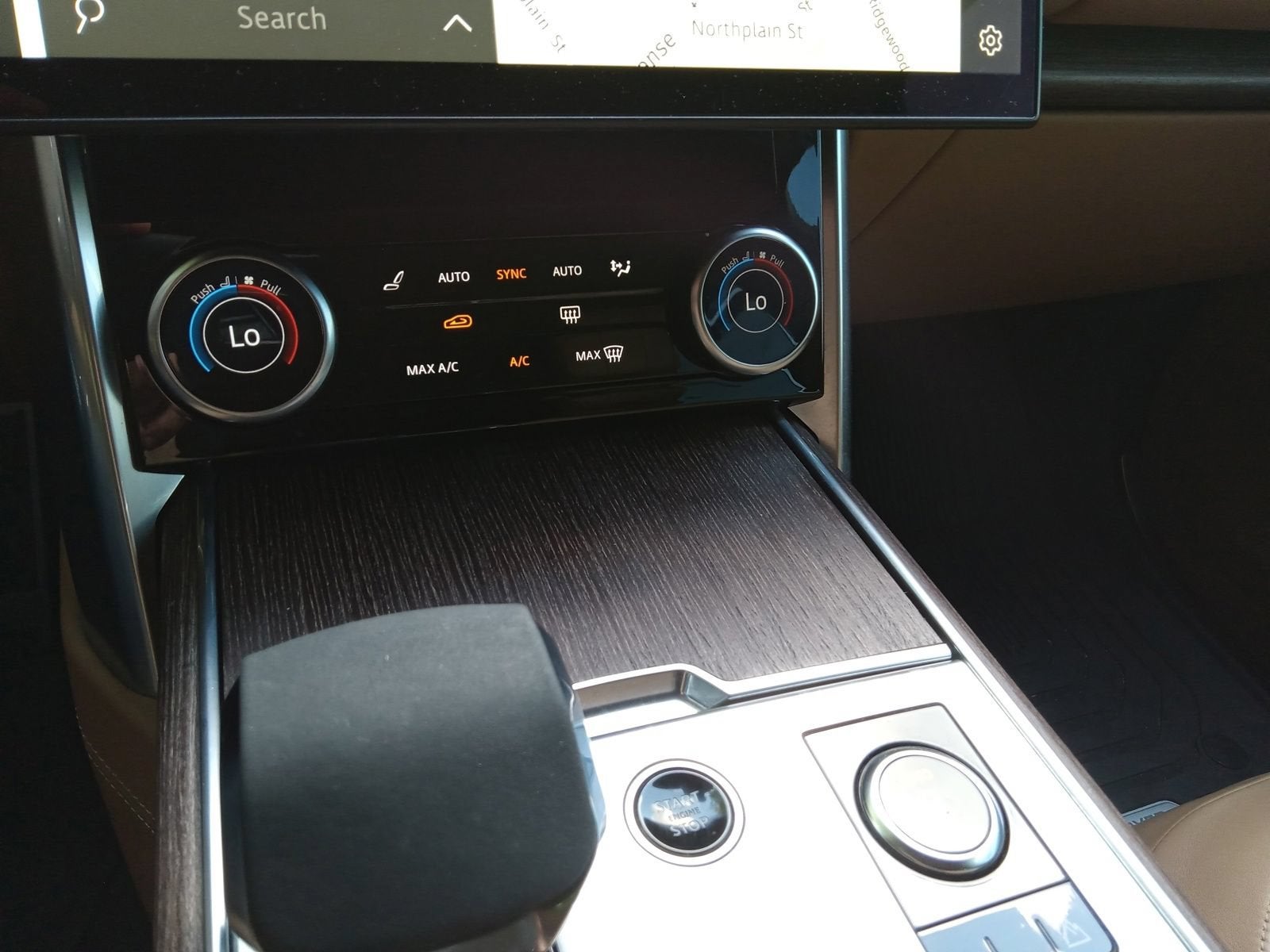 2022 Land Rover Range Rover SE