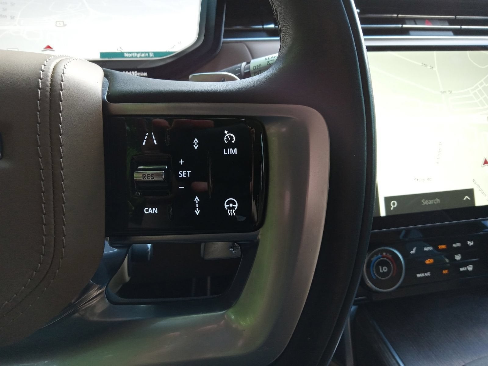 2022 Land Rover Range Rover SE