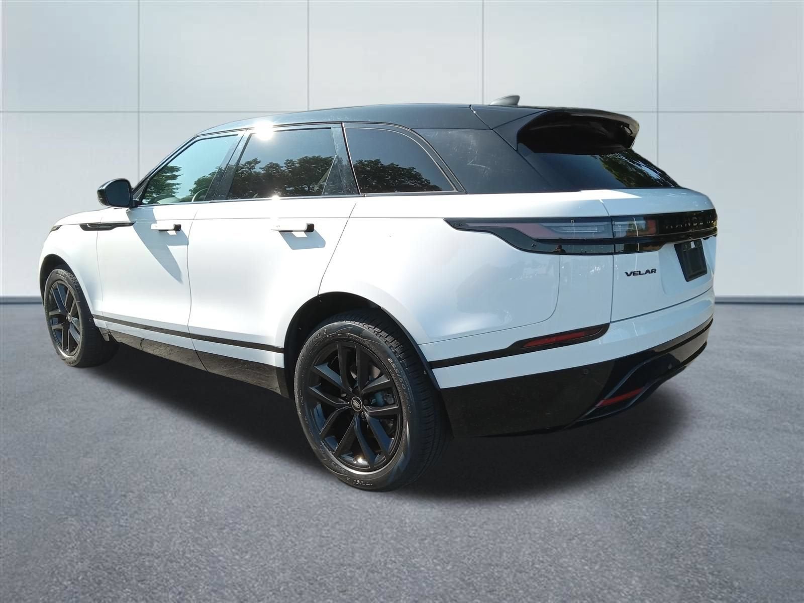 2024 Land Rover Range Rover Velar Dynamic SE