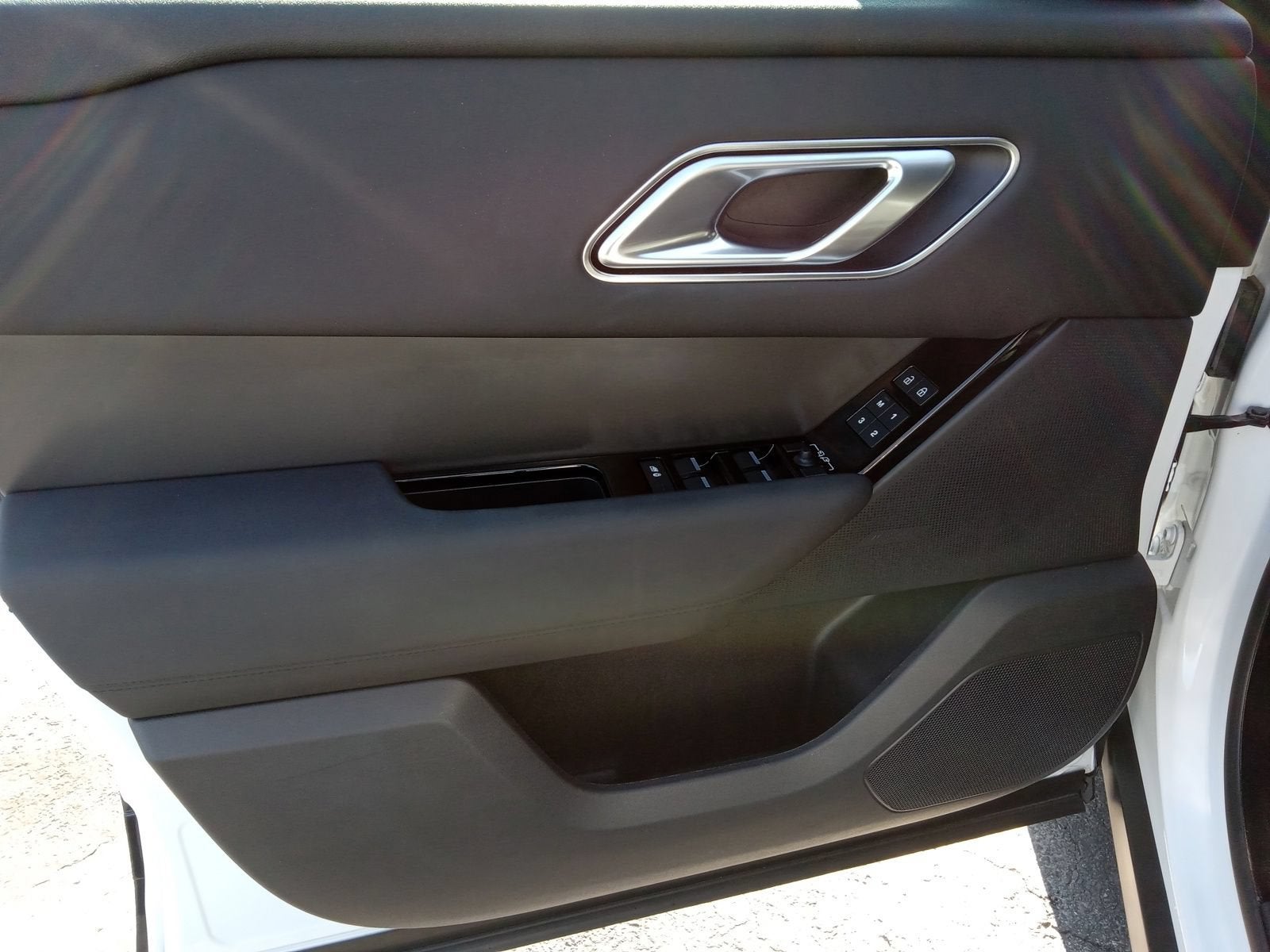 2024 Land Rover Range Rover Velar Dynamic SE