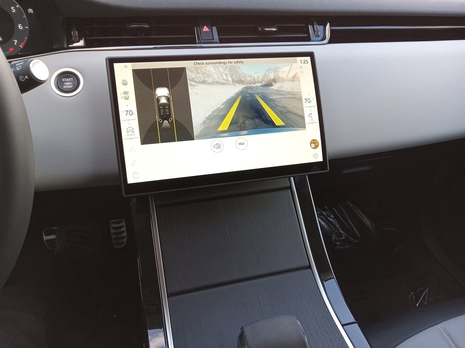 2025 Land Rover Range Rover Evoque Dynamic SE