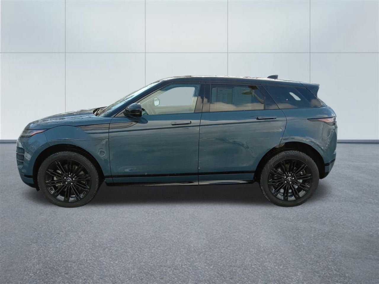 2025 Land Rover Range Rover Evoque Dynamic SE