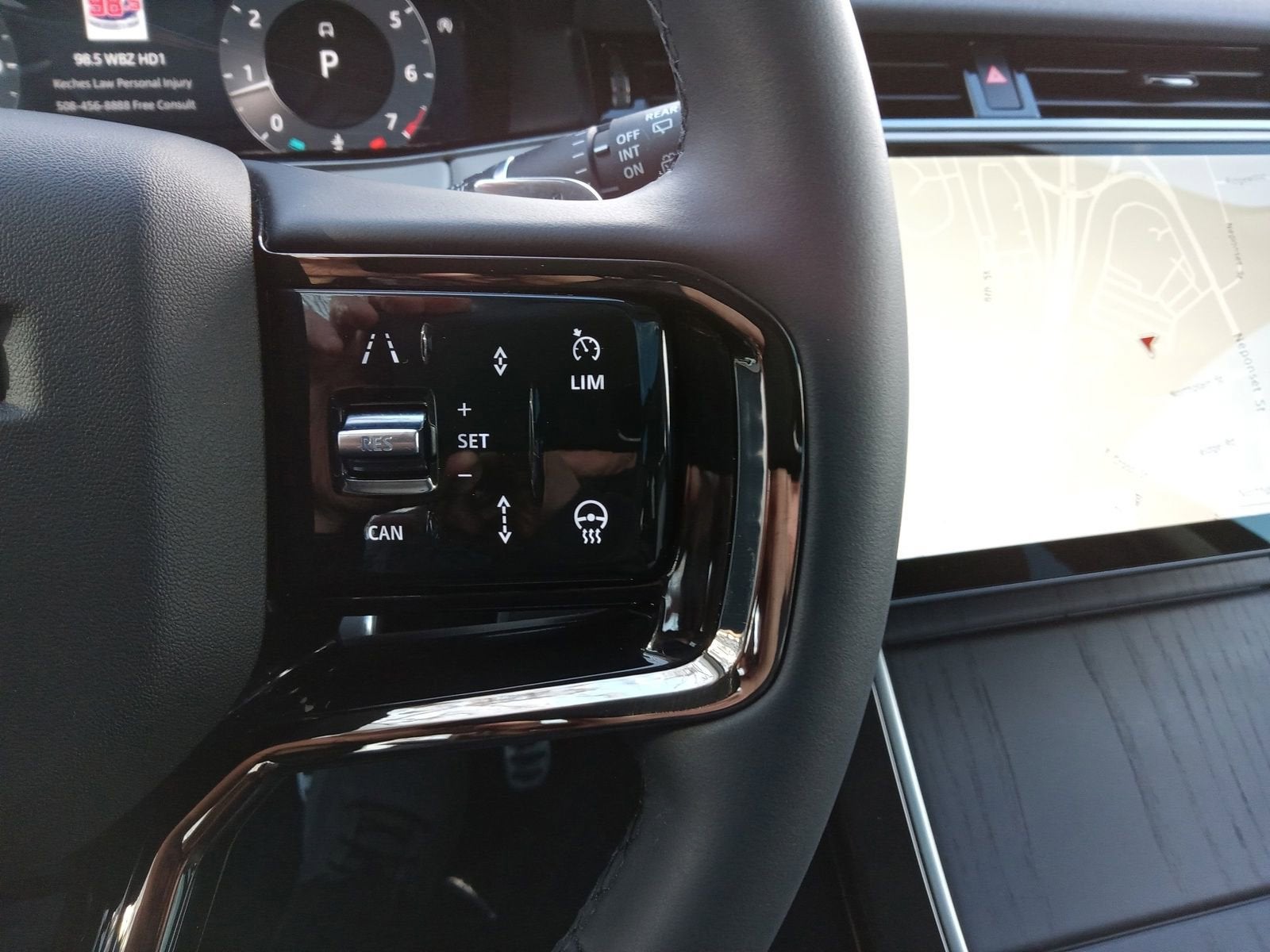 2025 Land Rover Range Rover Evoque Dynamic SE