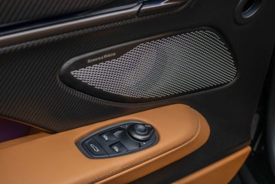 2025 Aston Martin Vanquish Base