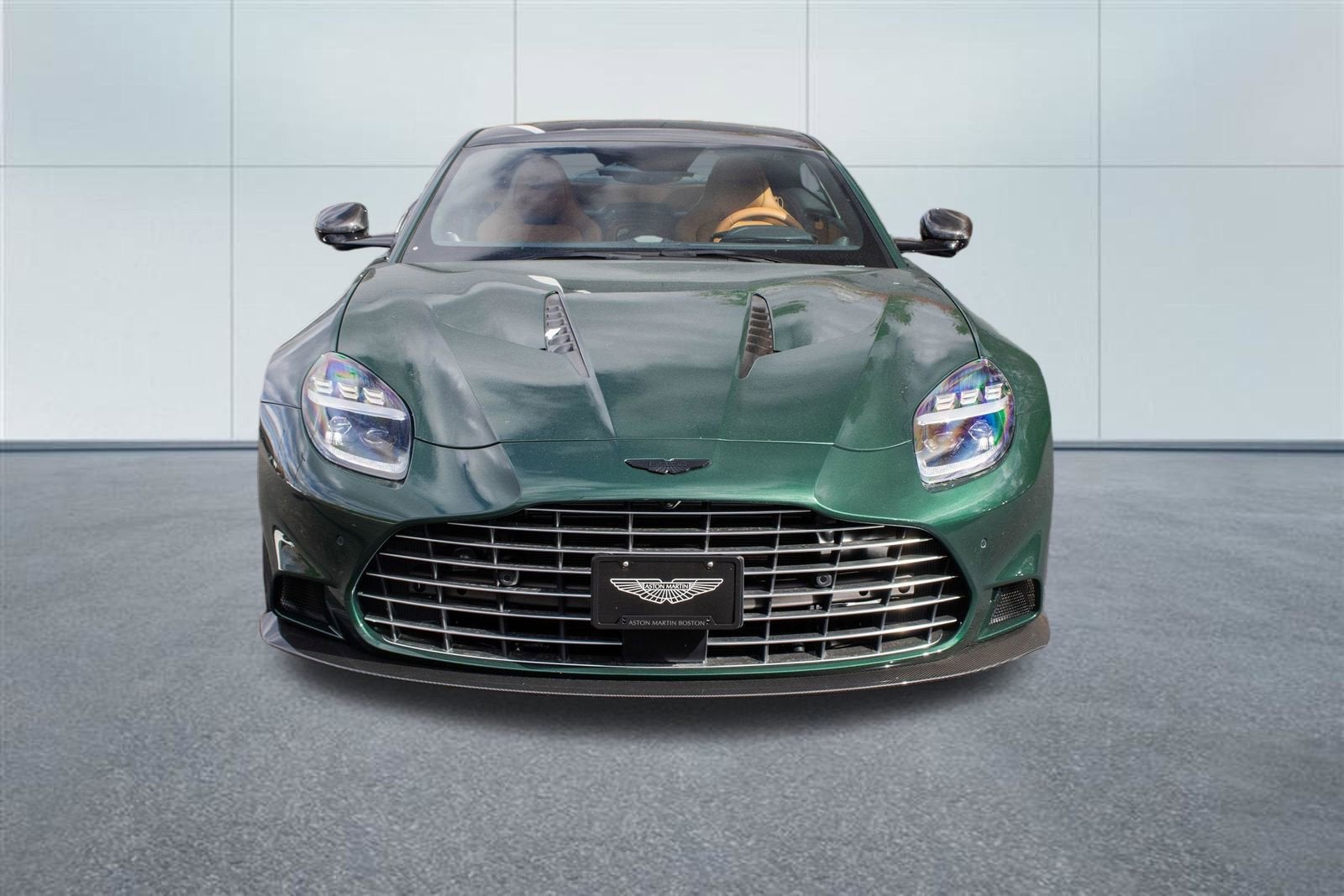 2025 Aston Martin Vanquish Base
