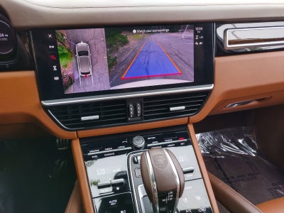 2022 Porsche Cayenne S