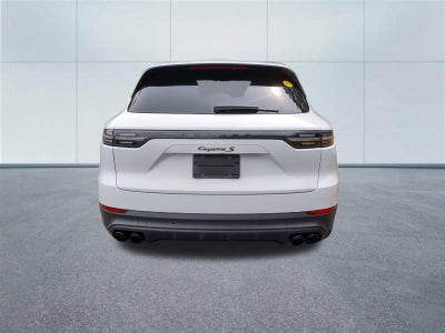 2022 Porsche Cayenne S