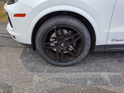 2022 Porsche Cayenne S