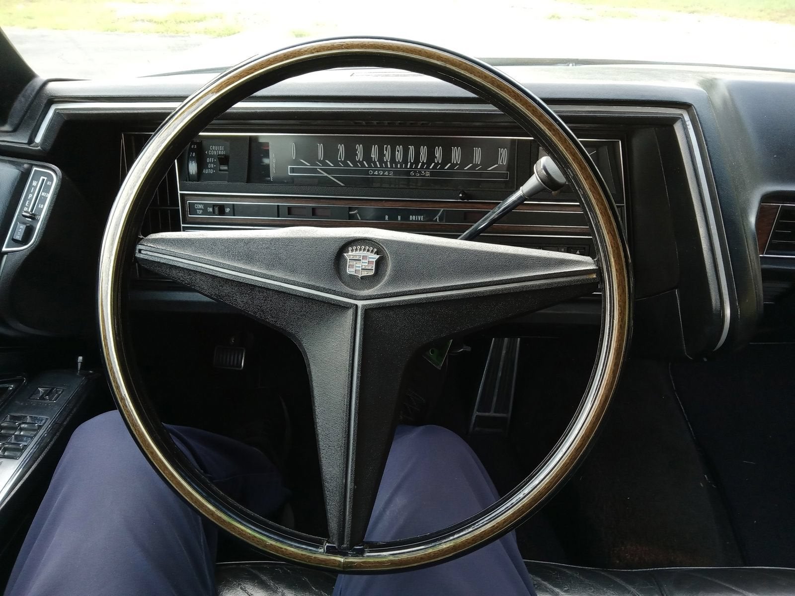 1969 Cadillac DEVILLE Base