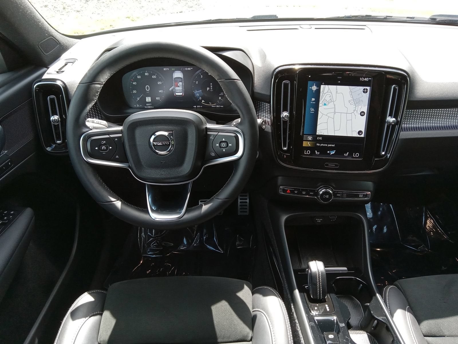 2022 Volvo XC40 R-Design